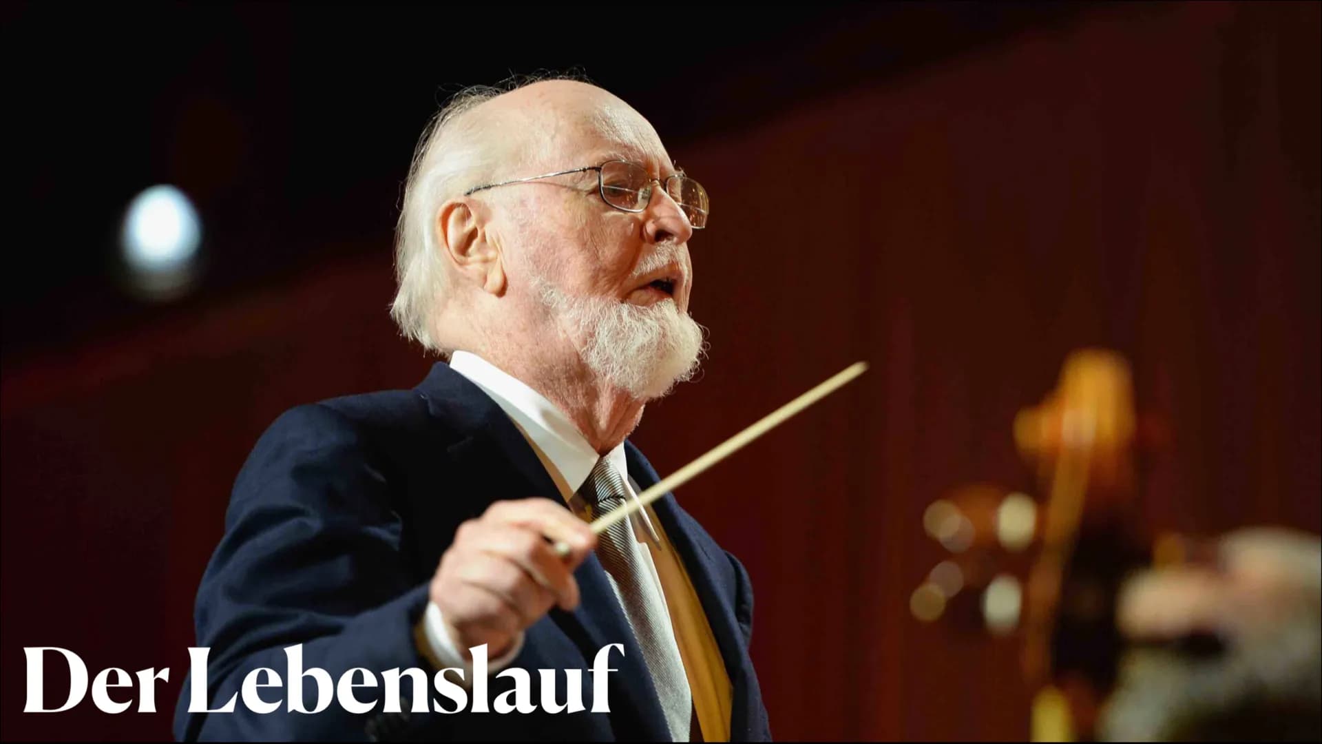 Zauszeichnungen
John Williams ist der erfolgreichste Filmkomponist aller Zeite
Dazu wurde niemand nach Walt Disney so oft für einen Osca
nom