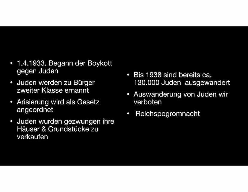Massenmorde in
Vernichtungslagern - Holocaust
Judenverfolgung Gliederung
• Definition
Wie alles begann
• Die Nürnberger Gesetz
• Opfergruppe