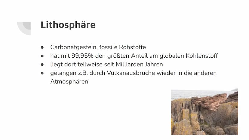 Kohlenstoffkreislauf
und Treibhauseffekt
Lilith Hoß und Anna Popovich Kohlenstoffkreislauf Allgemeines:
●
Geschlossenes System
In 4 untergeo