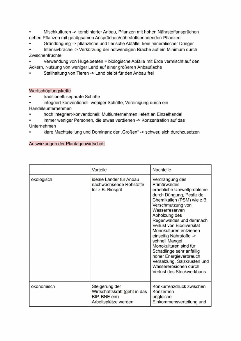 Subsistenz- und Plantagenwirtschaft
Merkmale von Plantagenwirtschaft
● Großbetriebe mit großen Anbauflächen, hohem Kapitaleinsatz und hoher
