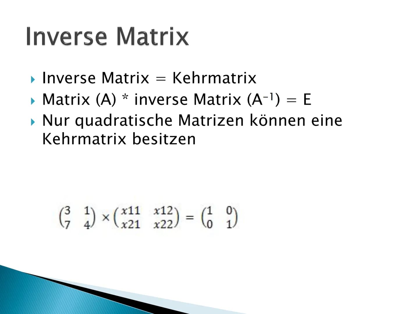 Mathe GFS
Matrix GFS Matrizen
Multiplikation von Matrizen:
b1 b12
b21b22
b31 b32)
C11= a11*b11+a12*b21+a13*b31
a11 a12 a13
a21 a22 a23
a11 a