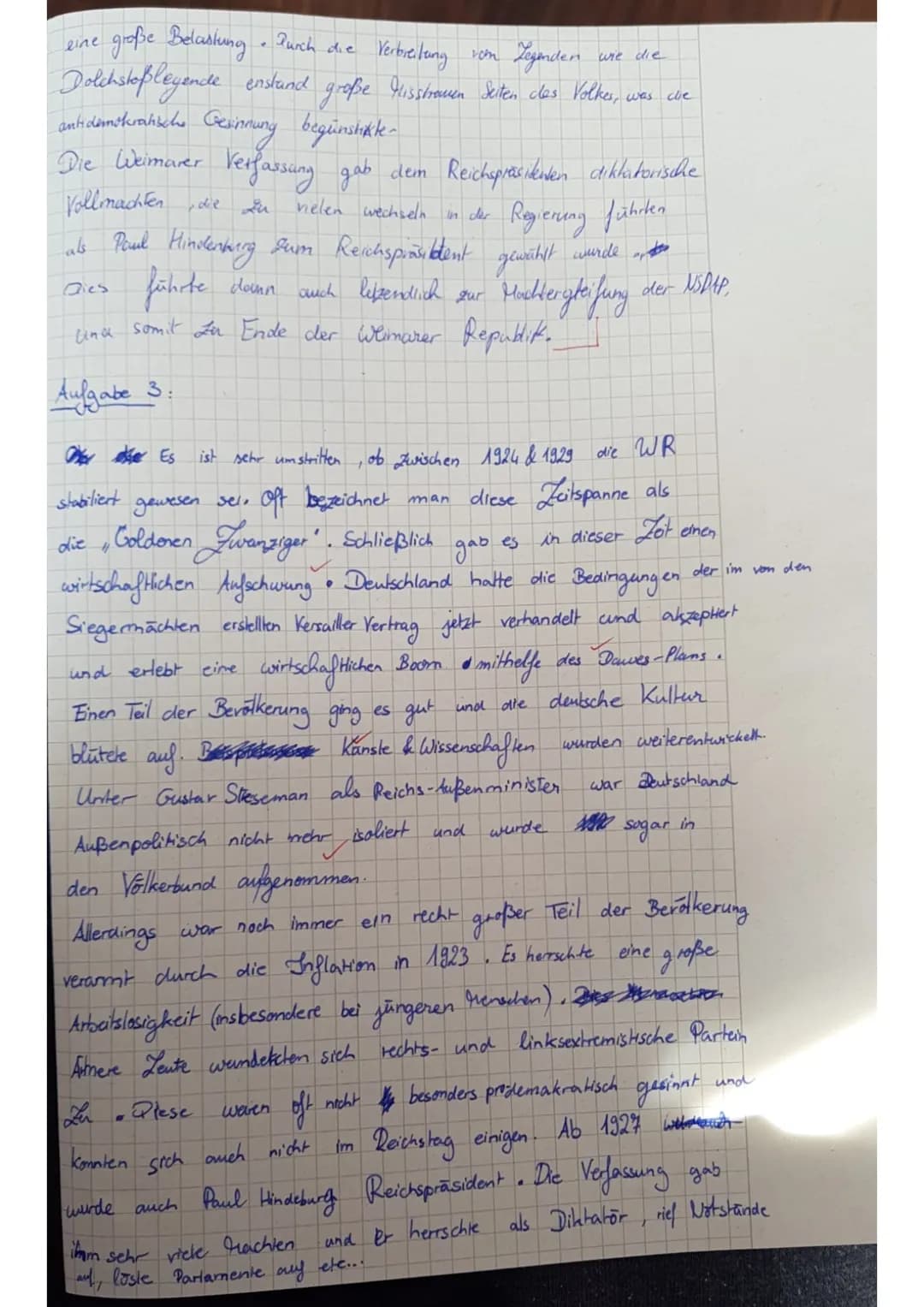 J2.1
Name:
B
(55/6P)
Raschida Thrombone
1.) Erkläre und erläutere die folgenden Begriffe unter Berücksichtigung des
historischen Kontextes:
