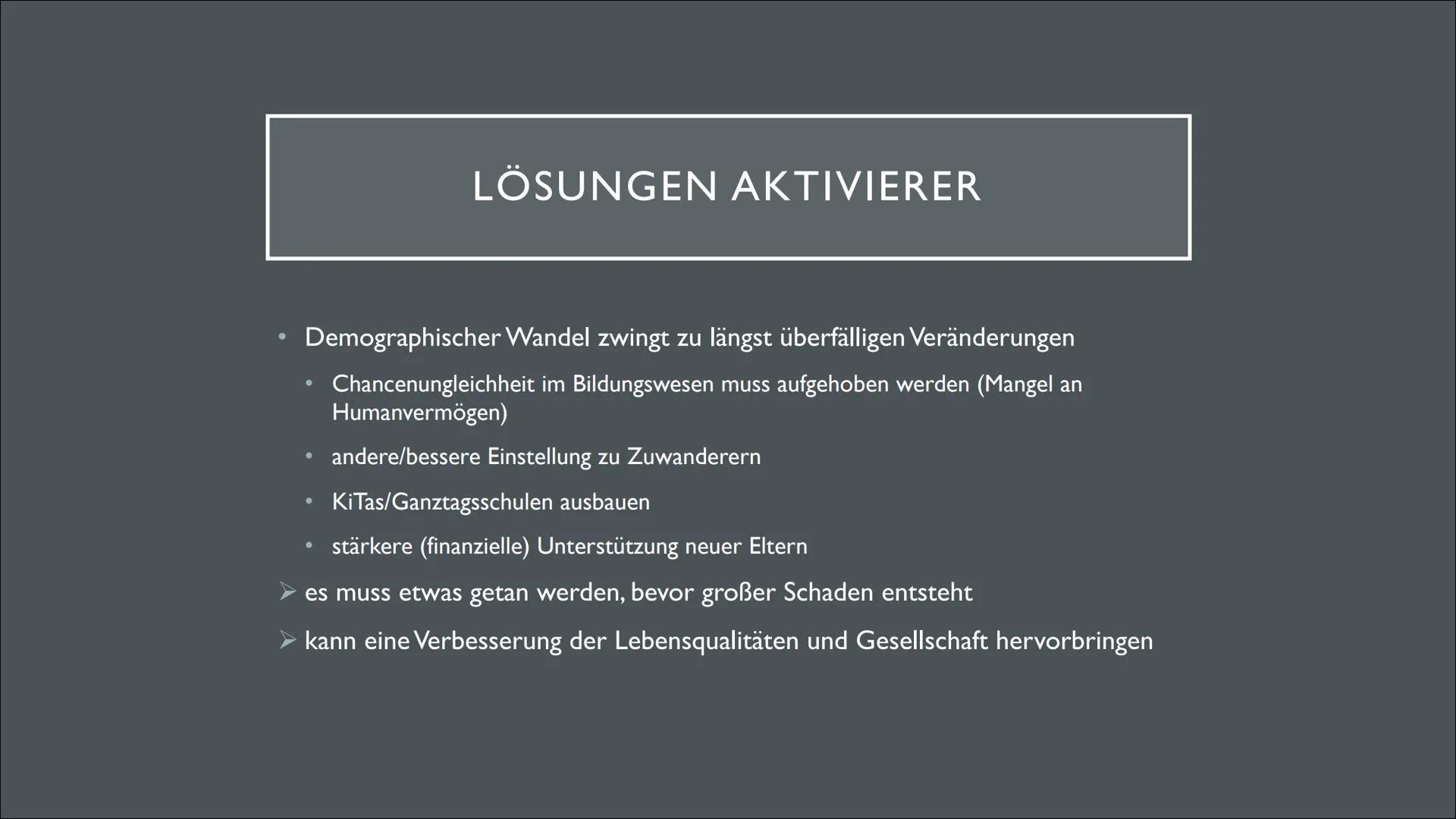 DEMOGRAFISCHE ALTERUNG
UND DIE FOLGEN
Altenheim Deutschland??! Datum:
Beurteilungen des demographischen Wandels
Wie ihr euch sicher schon de