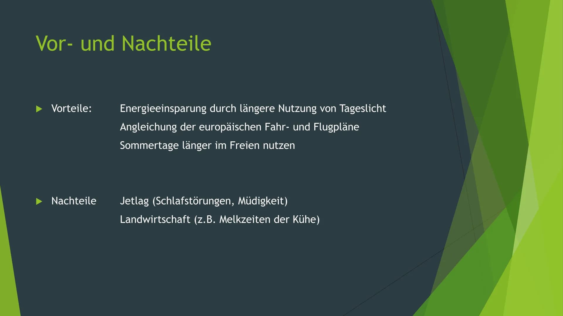  Die Zeitumstellung
Ein Vortrag von Finn Meyer Gliederung
1. Was ist die Zeitumstellung?
2. Geschichte der Zeitumstellung
3. Wie wird die Ze