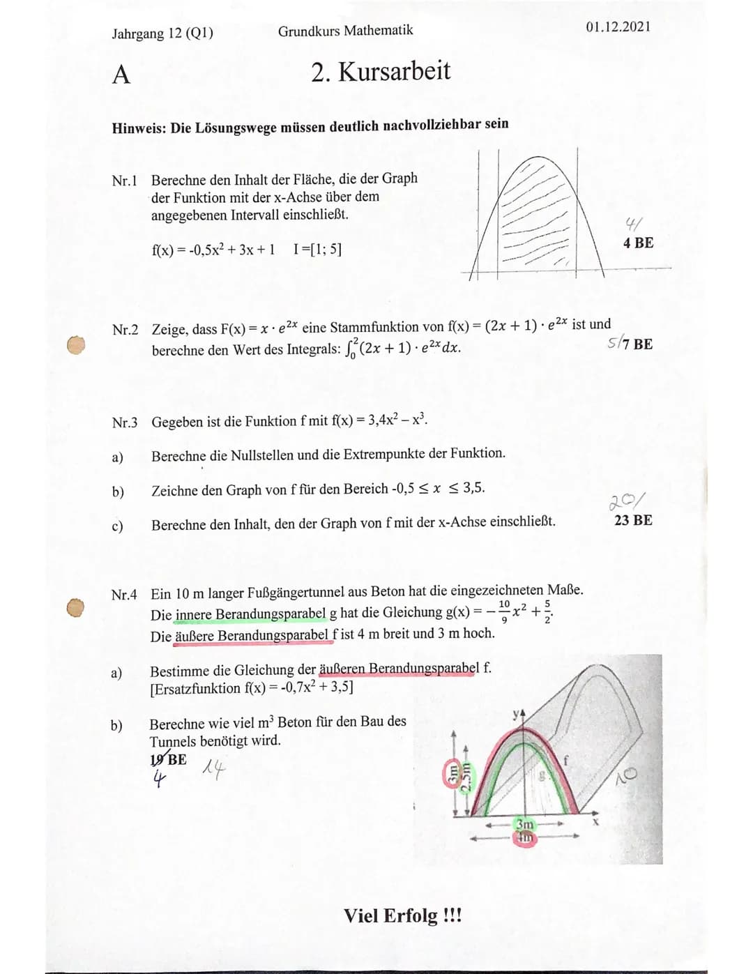 Jahrgang 12 (Q1)
A
Hinweis: Die Lösungswege müssen deutlich nachvollziehbar sein
Grundkurs Mathematik
Nr.1 Berechne den Inhalt der Fläche, d
