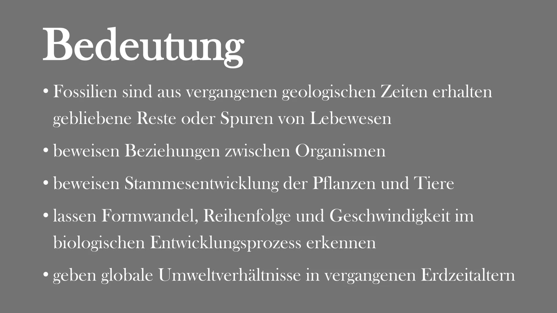 Fossilien
Von Elisabeth Atapin
dest Gliederung
• Bedeutung
●
Geschichte
Fossilisation
Fossilienformen
●
●
●
●
●
●
●
Lebende Fossilien
Alters