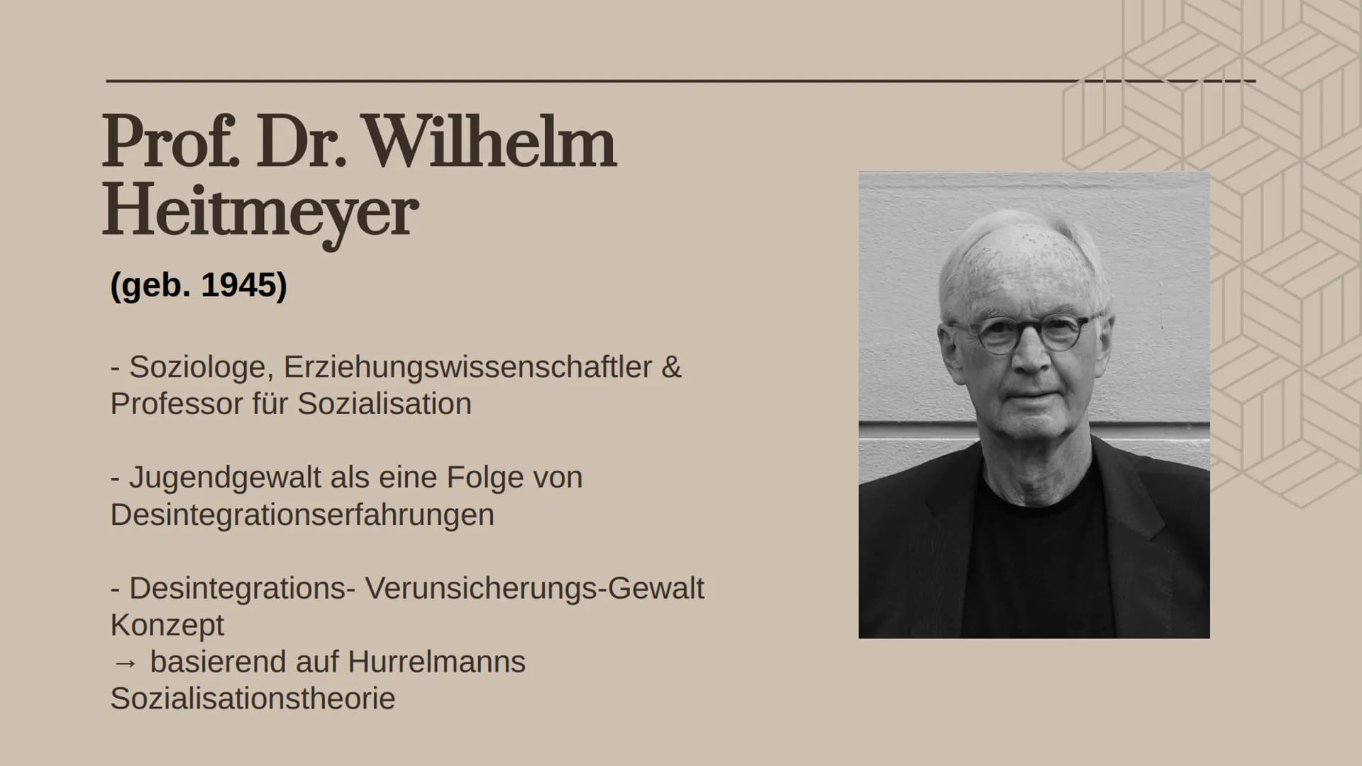 Wie entsteht
Gewalt ?
Nach Dollard und Heitmeyer
Lindsay-Nadine Atelefack
Pädagogik LK Wolf Q2 Inhaltsverzeichnis
01
02
Dollard
Die Frustrat