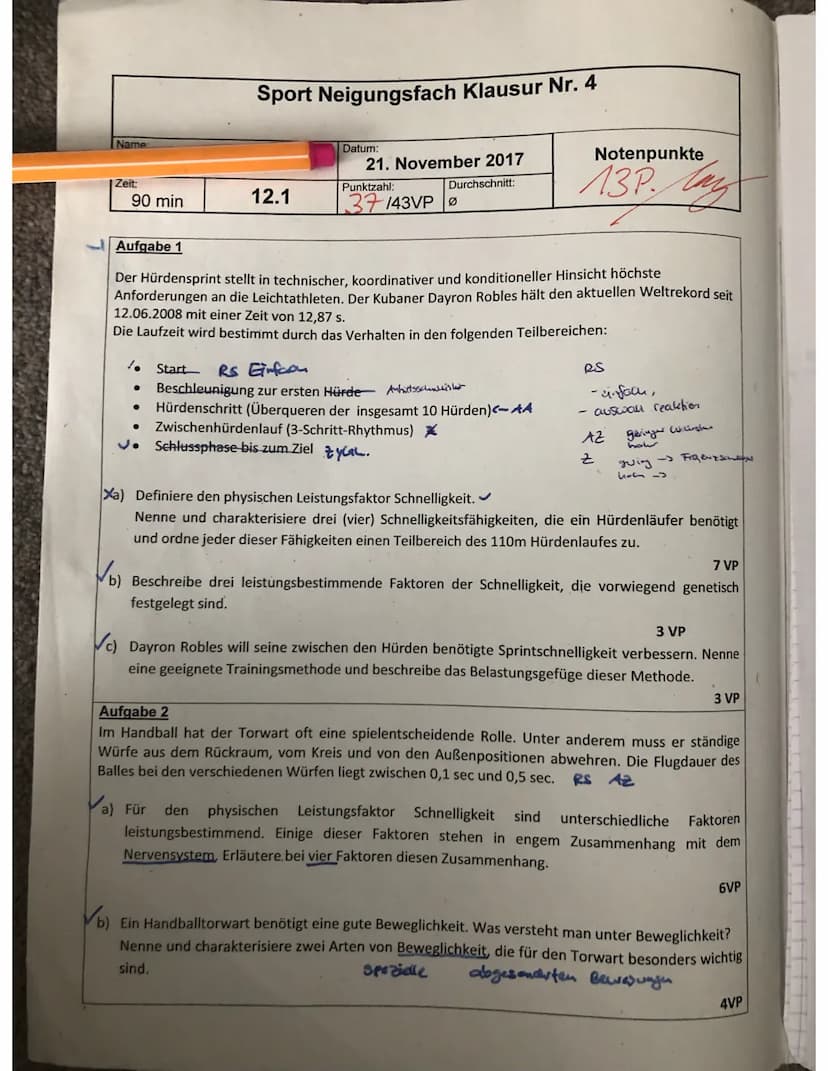 (6)
Die Reaktionsgeschwindigkeit
vour Auftreten eines Signals bis zur ersten
Muskelkontraktion. Dies ist Abhängig davon,
(c)
1
Also die Gesc