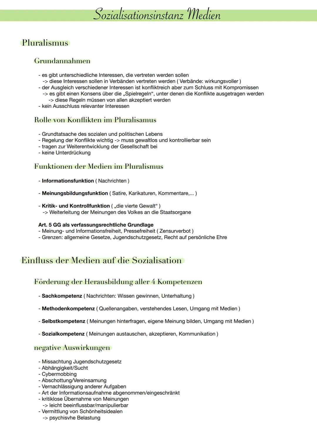 Sozialisationsinstanz Familie
Definition
Familie
= alle Lebensformen, bei denen Kinder vorhanden sind
Lebensform
= relativ stabiles Beziehun