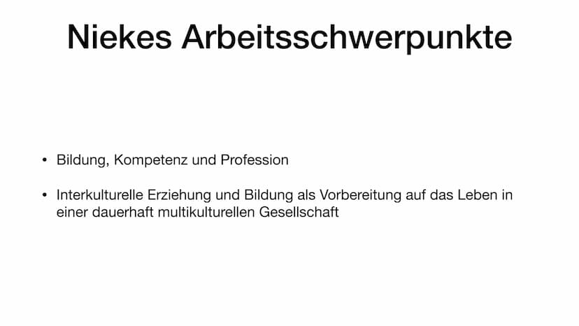 Nieke
Interkulturelle Erziehung und Bildung
Helin und Anna
Sonderpädagogik für Gastarbeiterkinder • Nieke
●
Inhaltsverzeichnisse
• Zentrale 