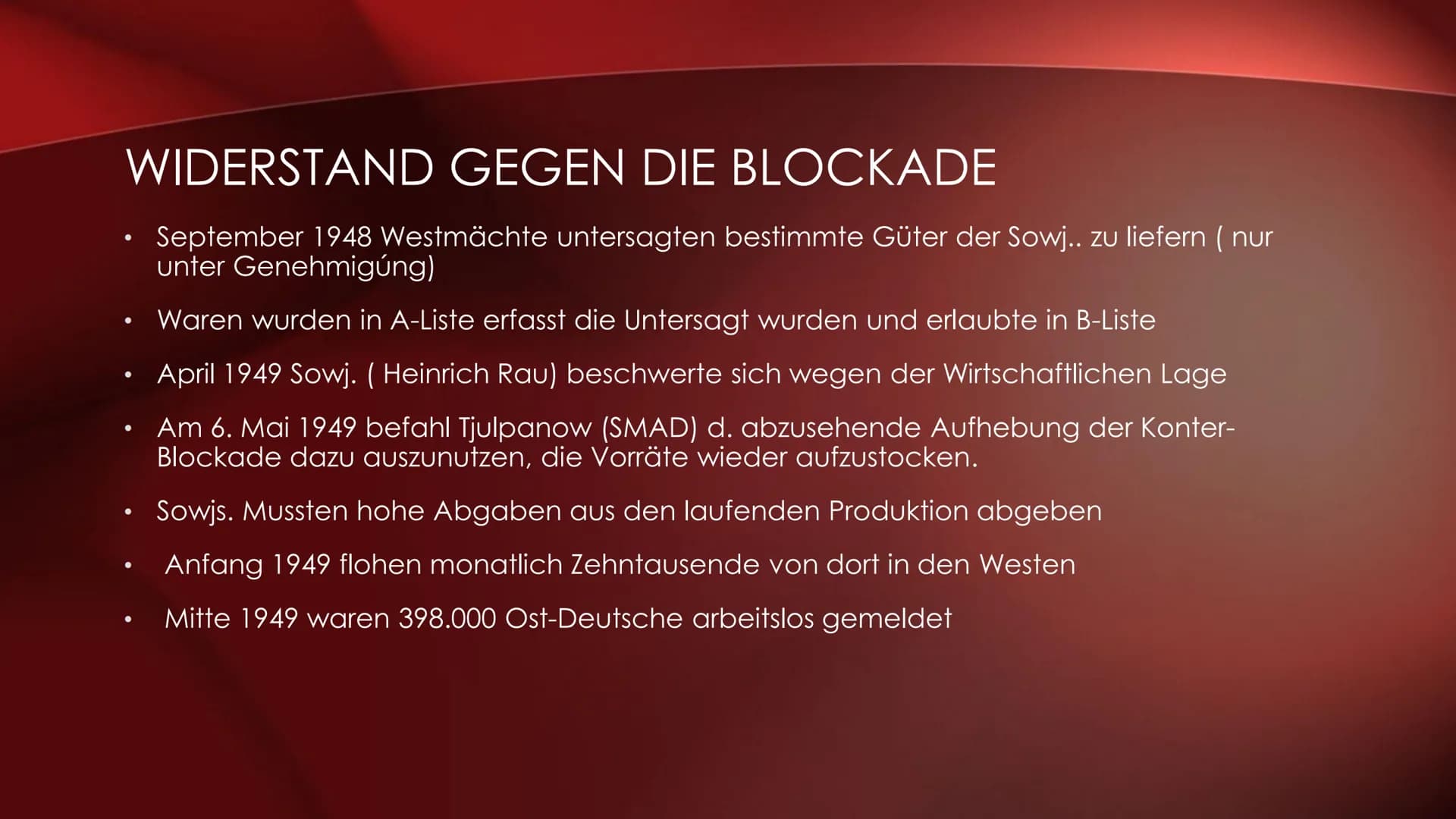 BERLIN-BLOCKADE UND
LUFTBRÜCKE
Ein Vortrag von: Oliver Beeken, Marwin Michelson,
Hannes Brandl, Isabell Stegemann GLIEDERUNG
Titelseite
Glie