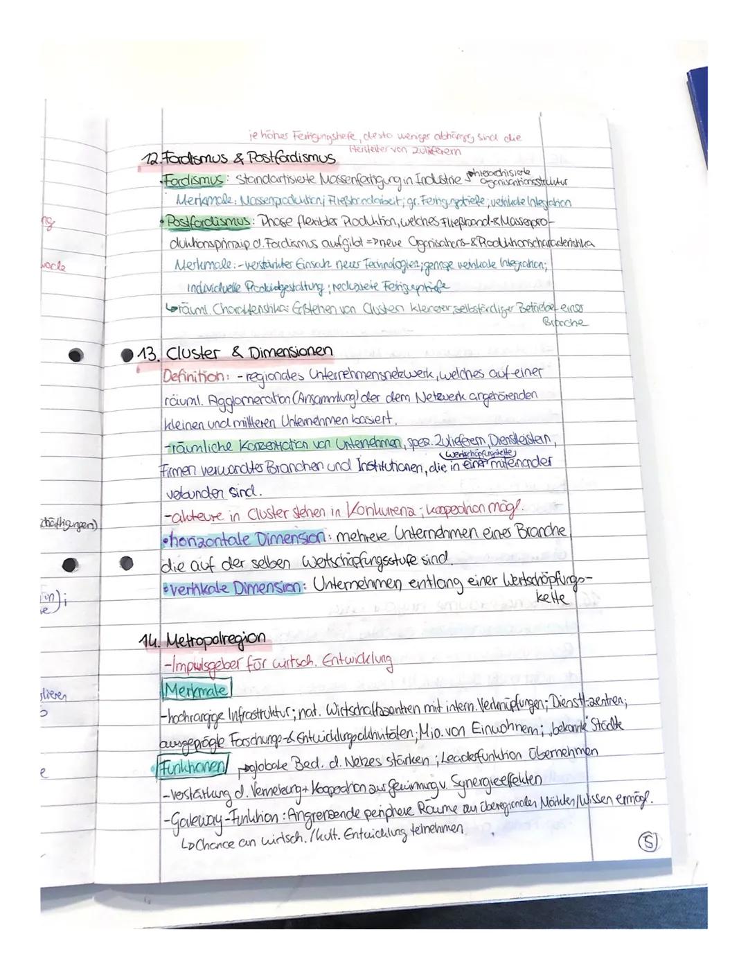 Raummodul 5: Angloamerika

1. Naturräumliche Gliederung

Relief:-viele Großlandschaften; großräumig (Westen: Rocky Mantains;
Mitte: Great Pl