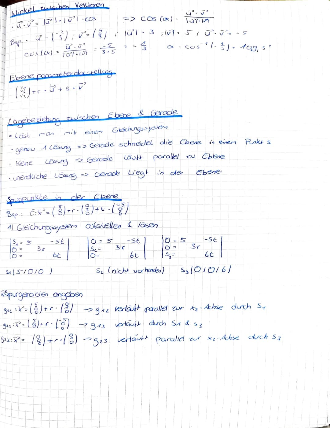 0
X1
Vektoren
4
Länge eines Vektors
• Longe wird auch mit Betrag benannt
Nullvektor hat die Länge 0
• Rechnung= 1√³1 = √√√√₁²+ v₂² +V₂²
2
#4