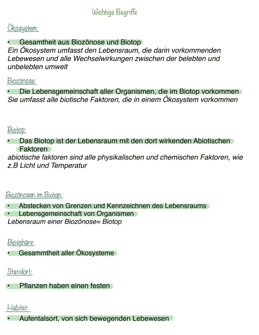 Ökosystem:
Gesamtheit aus Biozönose und Biotop
Ein Ökosystem umfasst den Lebensraum, die darin vorkommenden
Lebewesen und alle Wechselwirkun