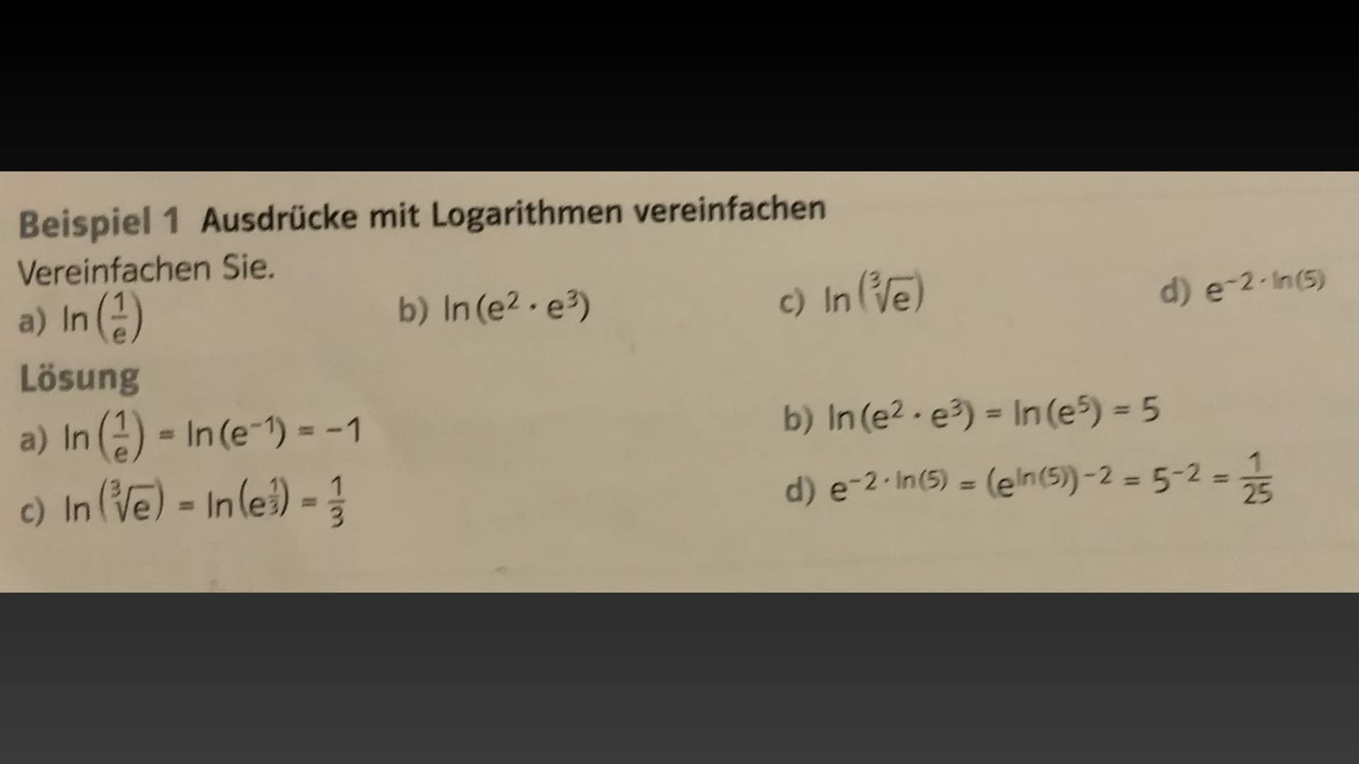 Exponentialgleichungen und der
A natürliche Logarithmus
+
Exponentialfunktionen
mit Parametern 22 Exponentialgleichungen und der natürliche 