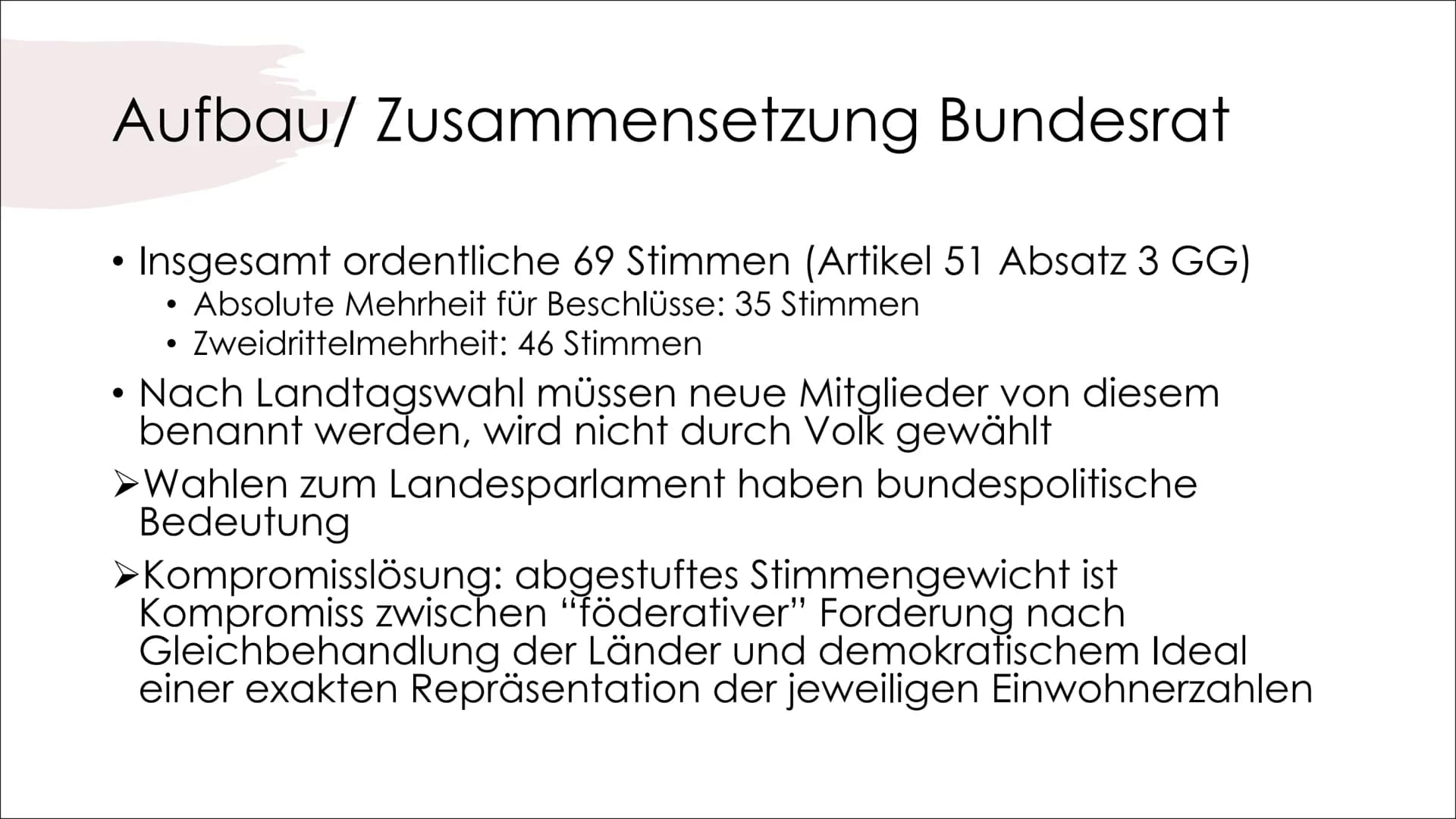 Der Bundesrat
VON MAJA KÖHLER, JANICE SCHLEE, DEBBIE
DRIESNER, MARIA-DANIELLE WELLMANN Gliederung
Zusammensetzung des Bundesrats
Aufbau/ Zus