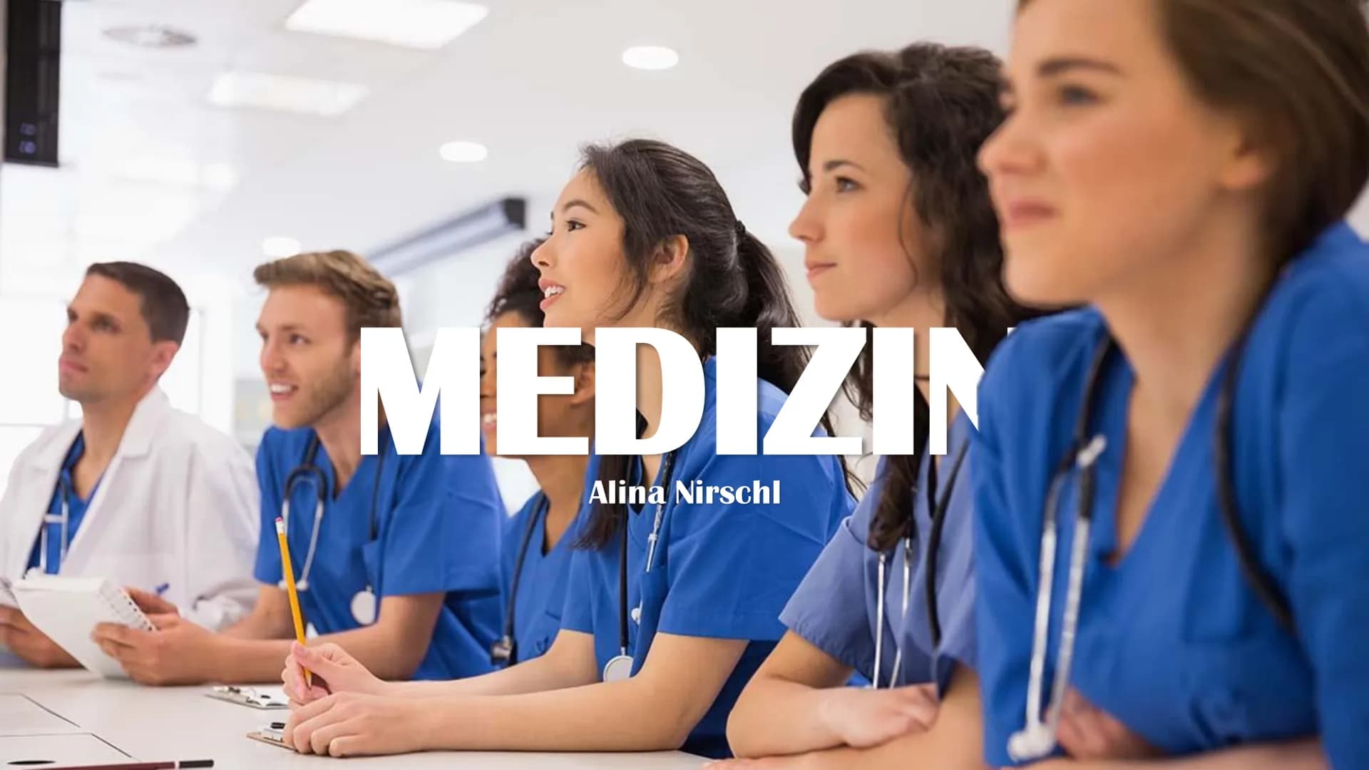 MEDIZIN
Alina Nirschl MEDIZIN
‒‒‒‒
用
ом
±
Con
5-
S 01
Zugangsvoraussetzungen Mit Abi
Schulische
Vorbildung (Abi) von
Hochschule
vorausgesetz