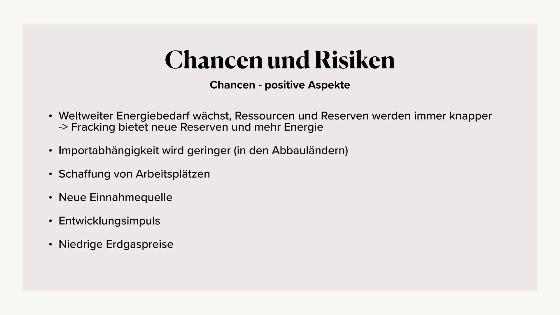 Fracking -
Eine umstrittene
Fördertechnologie ●
●
Was ist Fracking?
Funktionsweise
●
Chancen und Risiken
●
• Fracking in den USA
●
• Frackin