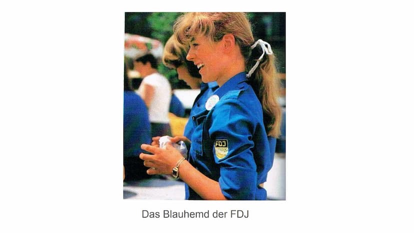 Beeinflussung
von klein auf
Freizeit: Pioniere, FDJ
und Jugendweihe
1440
foo
FOJ
res Gliederung
Ideologie
• Die Jungen Pioniere
Freie Deutsc