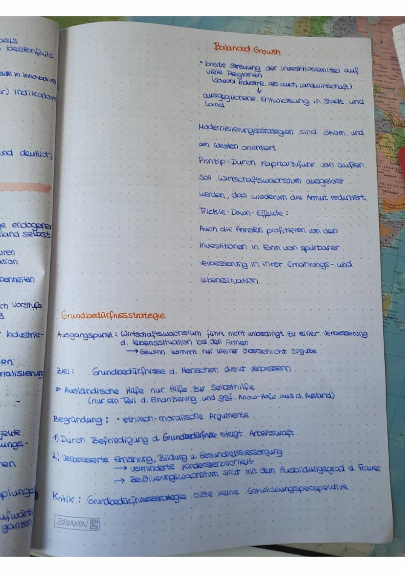 THRUINEL
Lernzettel Abitur Erdkunde GK
Q1.1. GLOBALE DISPARITÄTEN
FEntwicklungsziele
globale Disparitäten (Einteilungen)
Klassifikationsmögl