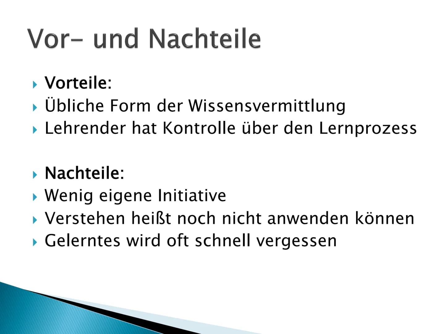 Kognitiwismus Inhaltsverzeichnis
▸ Was ist Kognitivismus
▸ Leitgedanken
‣ Geschichte
▸ Unterschied zu Behaviorismus
▶ Vor- und Nachteile
▸ B