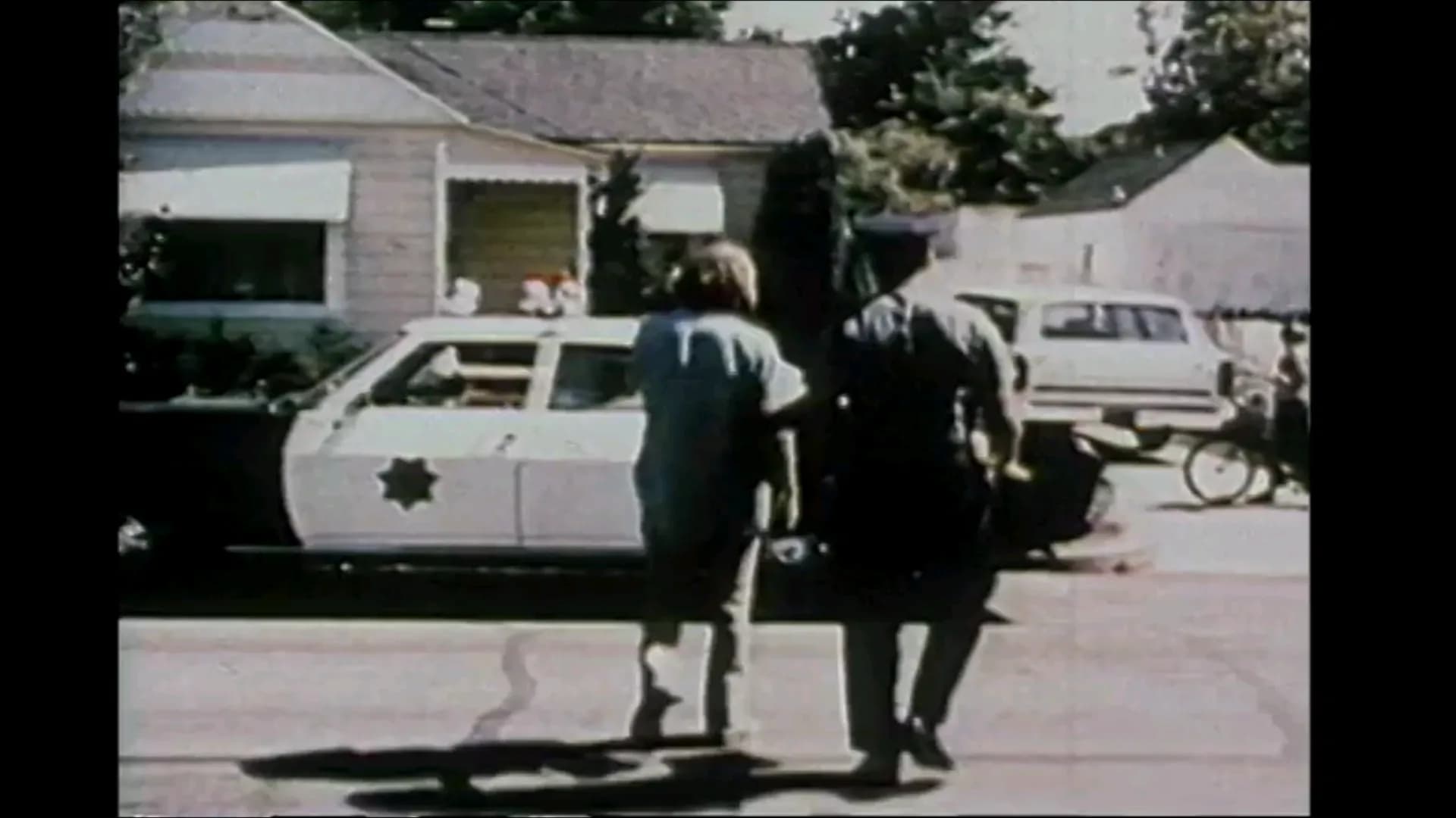 Stanford Prison Experiment
Sf-Psy 3 Fie
Dean (651), Stephen (246), Moritz (441) Allgemeine
Informationen
Gefangene
Tag 5 -
Priester &
Entlas