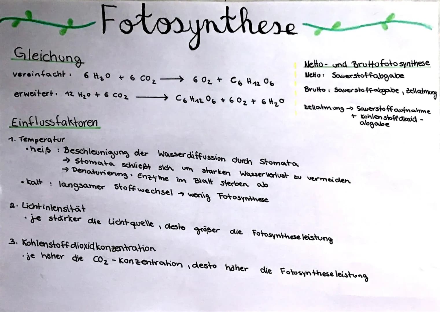 Gleichung
vereinfacht:
erweitert. 12 H₂O + 6 CO ₂ -
Fotosynthesexe
6 H2O + 6 С02 - 602 + со н 12 Об
C6H12O6 + 60₂ + 6H₂O
Einflussfaktoren
1.