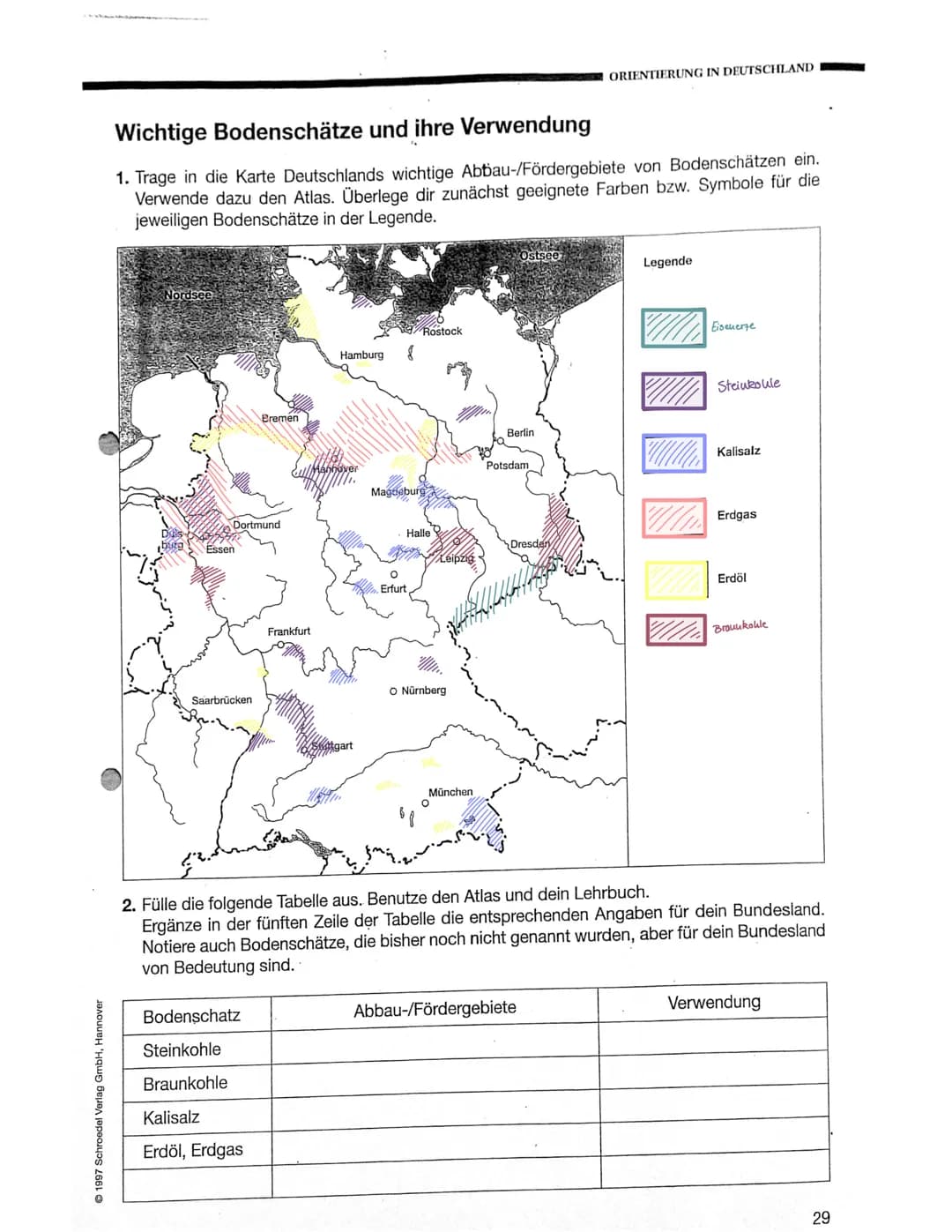 Rohstoffe
Lagerstätte: abbauwürdige, natürliche Anreicherung nutzbarer Mineralien oder Gesteine
Rohstoffe: Ausgangsmaterial für die Produkti