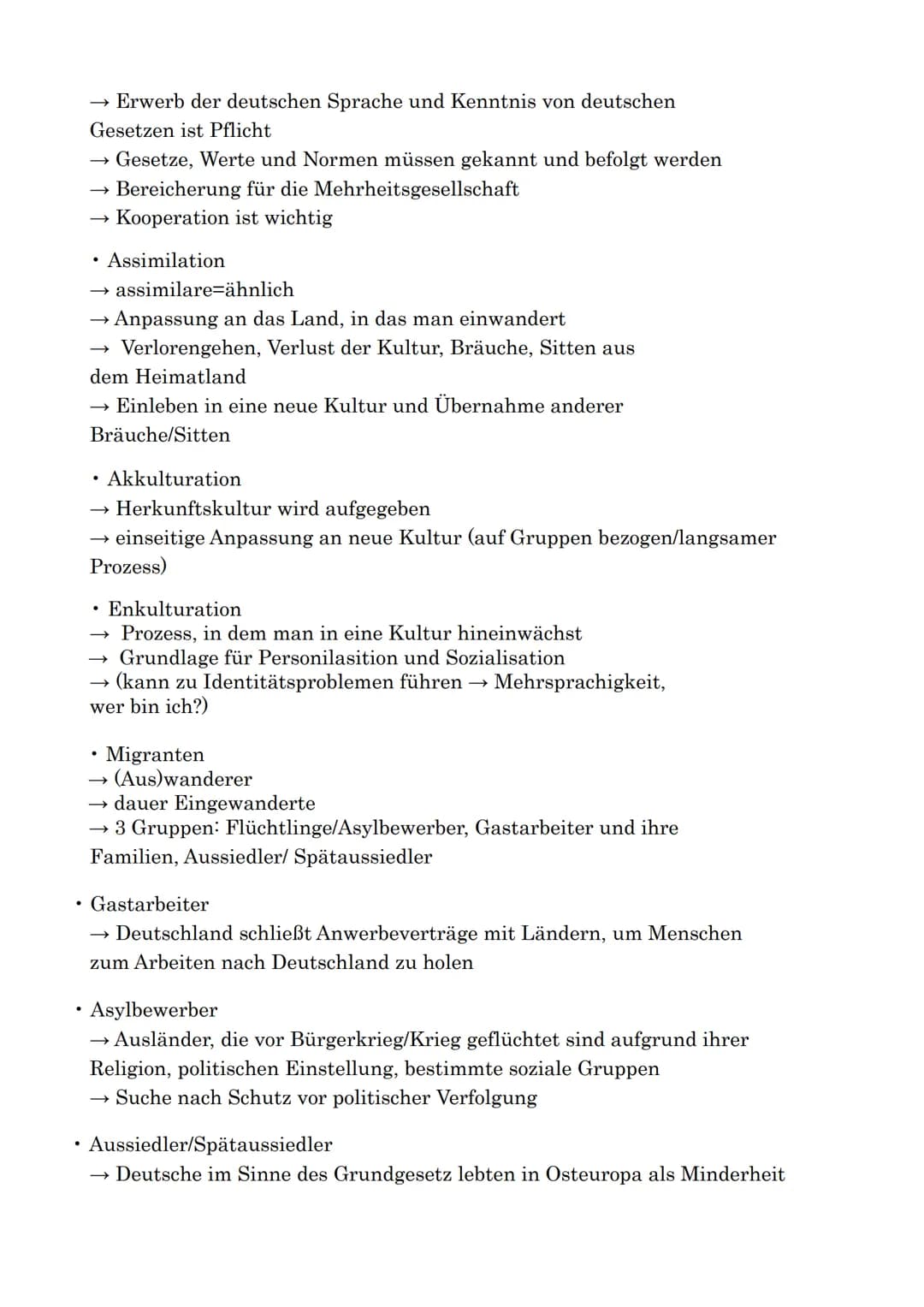 Ziel
Interkulturelle Erziehung und Bildung - Nieke
Zusammenleben von Menschen unterschiedlicher Herkunft → Erziehung und
Bildung muss die We