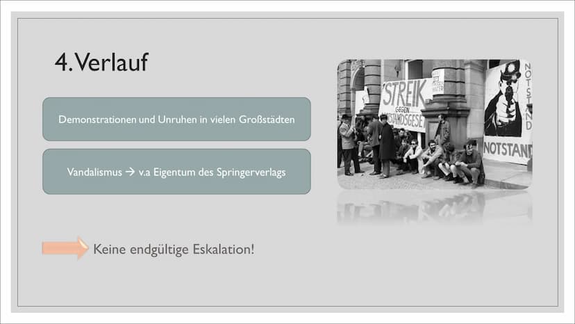 1968
BILD
WELT
STUDENTEN
MORD
bilst
ht
Sch
Kn
11
DIE 1968ER-
BEWEGUNG
Von Sarah Huber
- Gliederung
1.Was ist die 68er-Bewegung
2.Ursachen
3.