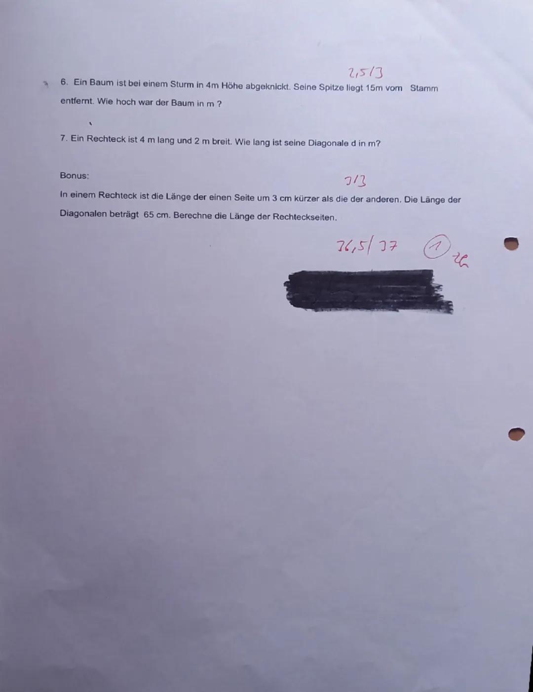 3. Klassenarbeit

Satz des Pythagoras

Name

1. Berechne im Dreieck ABC (in einem rechtwinkligen Dreieck mit c als Hypotenuse) die fehlende
