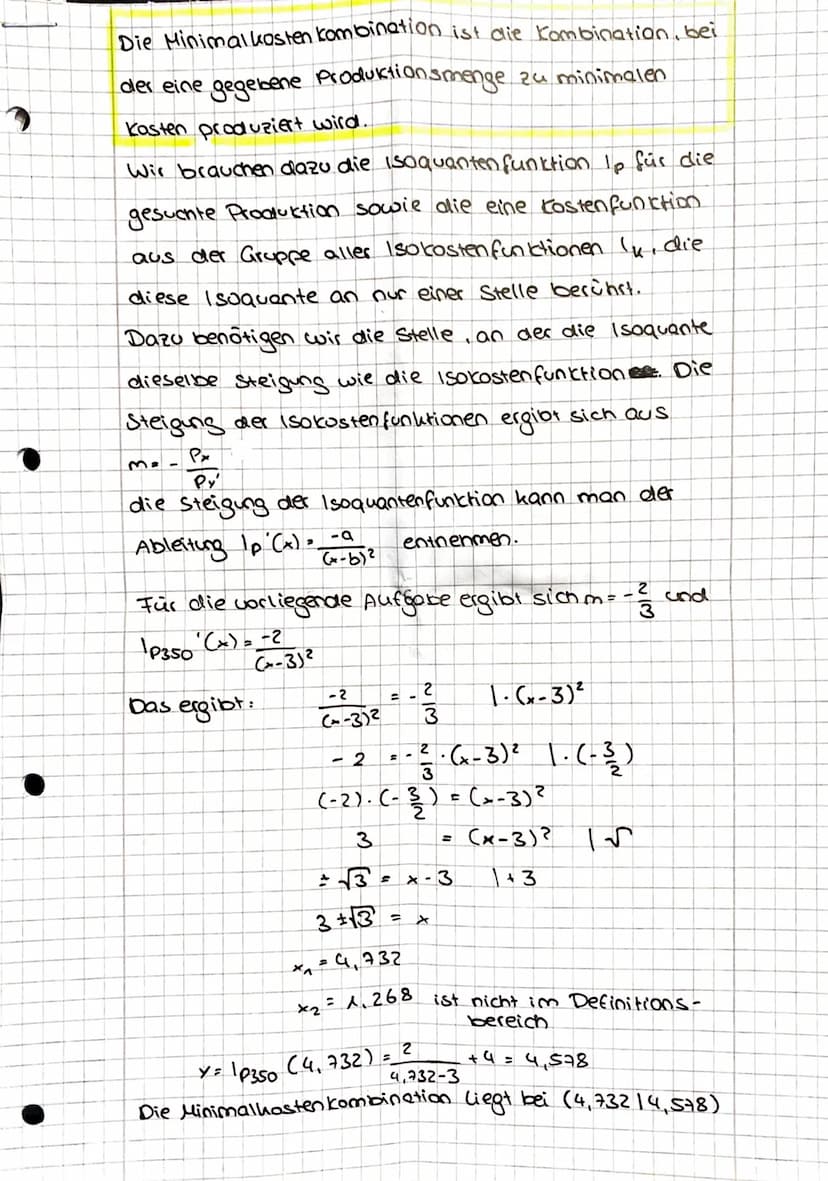 Mathe Klausur am 01. Dezember 21
Isoquanten funktion
→ Eine Isoquantenfunktion gibt alle kombinationsmöglich-
keiten zweier Produktionsfakto