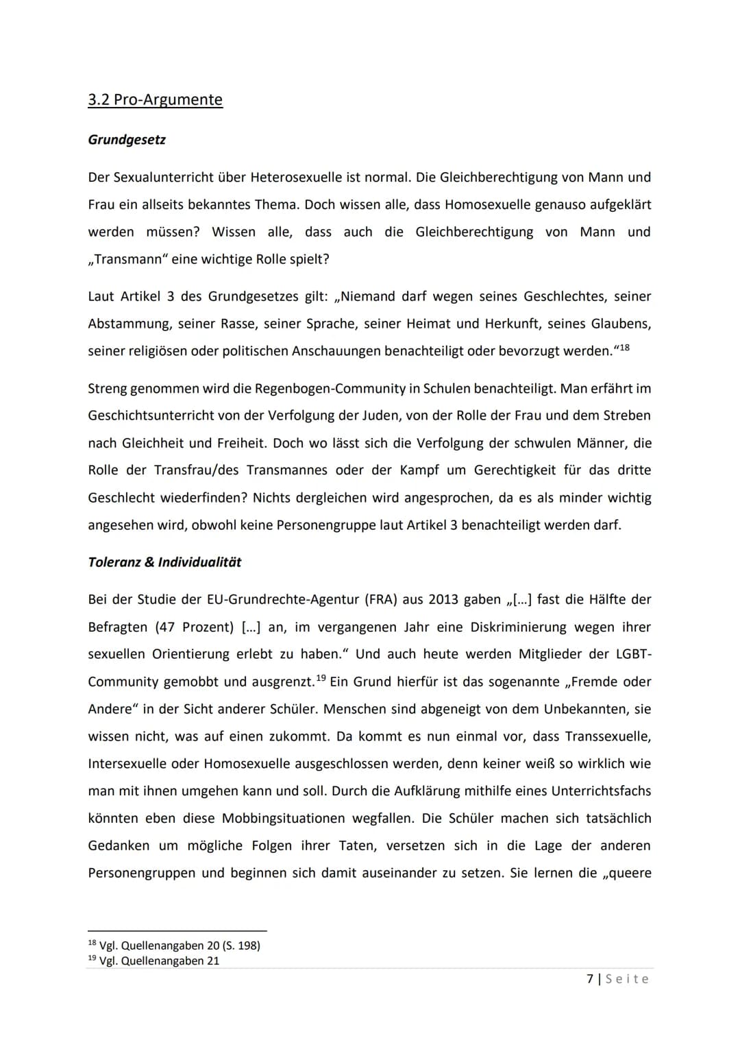 LGBTQ+
Sollte es in der Schule als Pflichtfach
eingeführt werden?
HAUSARBEIT
Lehrer: -
Fach: Politik & Wirtschaft
Thematik: Politisches Syst