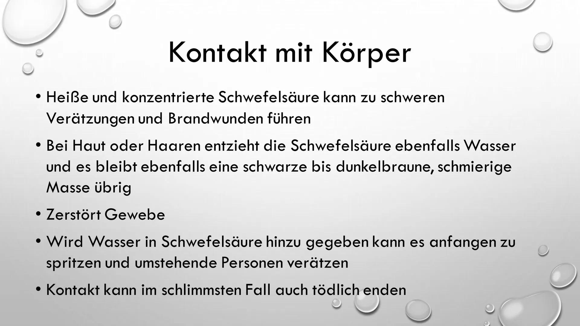 SCHWEFELSÄURE
Präsentation von Ilinca Michels
(O=S=0)
H-O-S-O-H ●
Inhalt
Allgemeines
Geschichte
Chemische Eigenschaften
Kontakt mit dem Körp