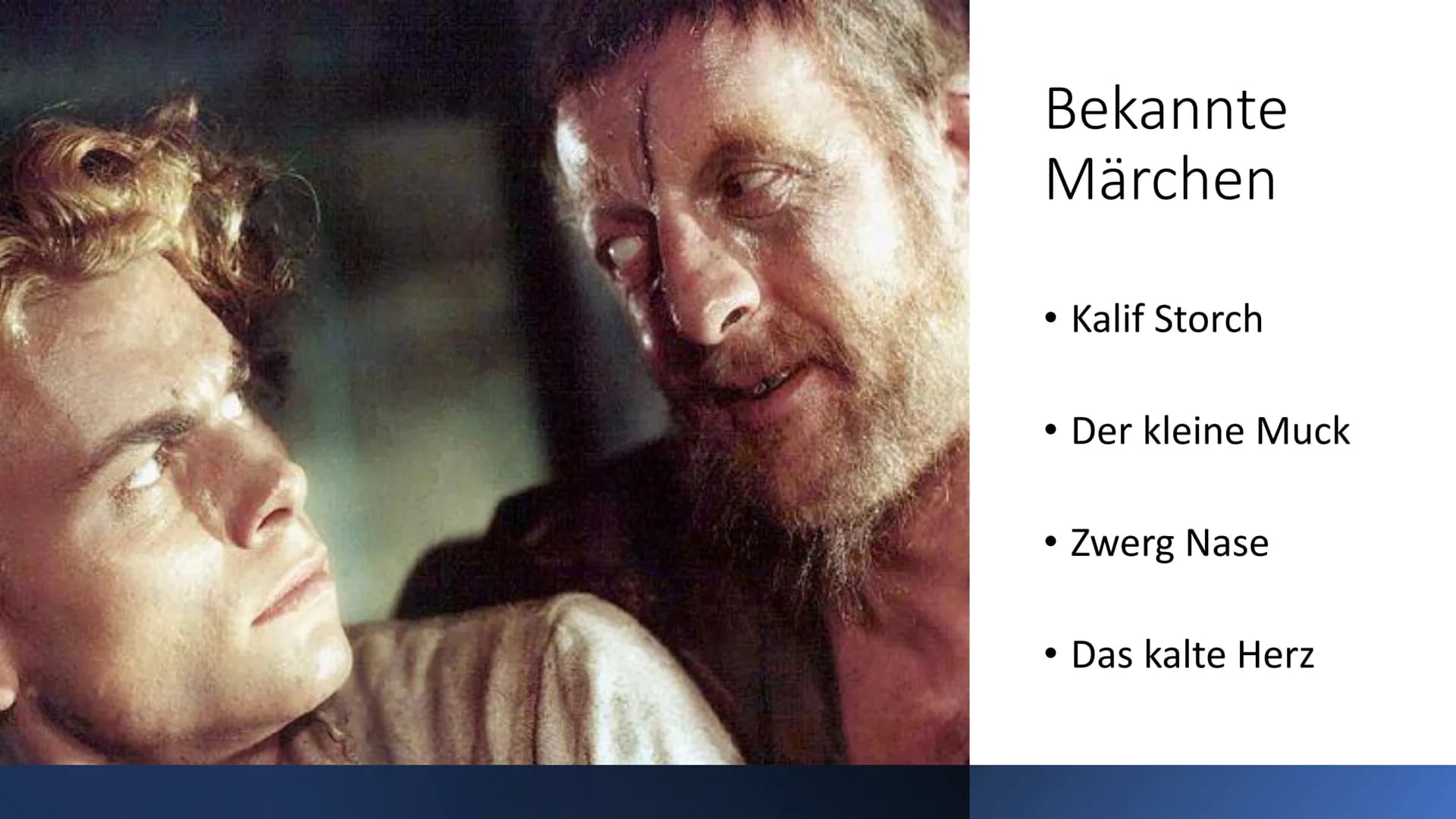 Kunstmärchen
in der Romantik Merkmale Kunstmärchen
• besitzen einen eindeutig zuordbaren
Autor
• sind oftmals komplexer als
Volksmärchen
●
v
