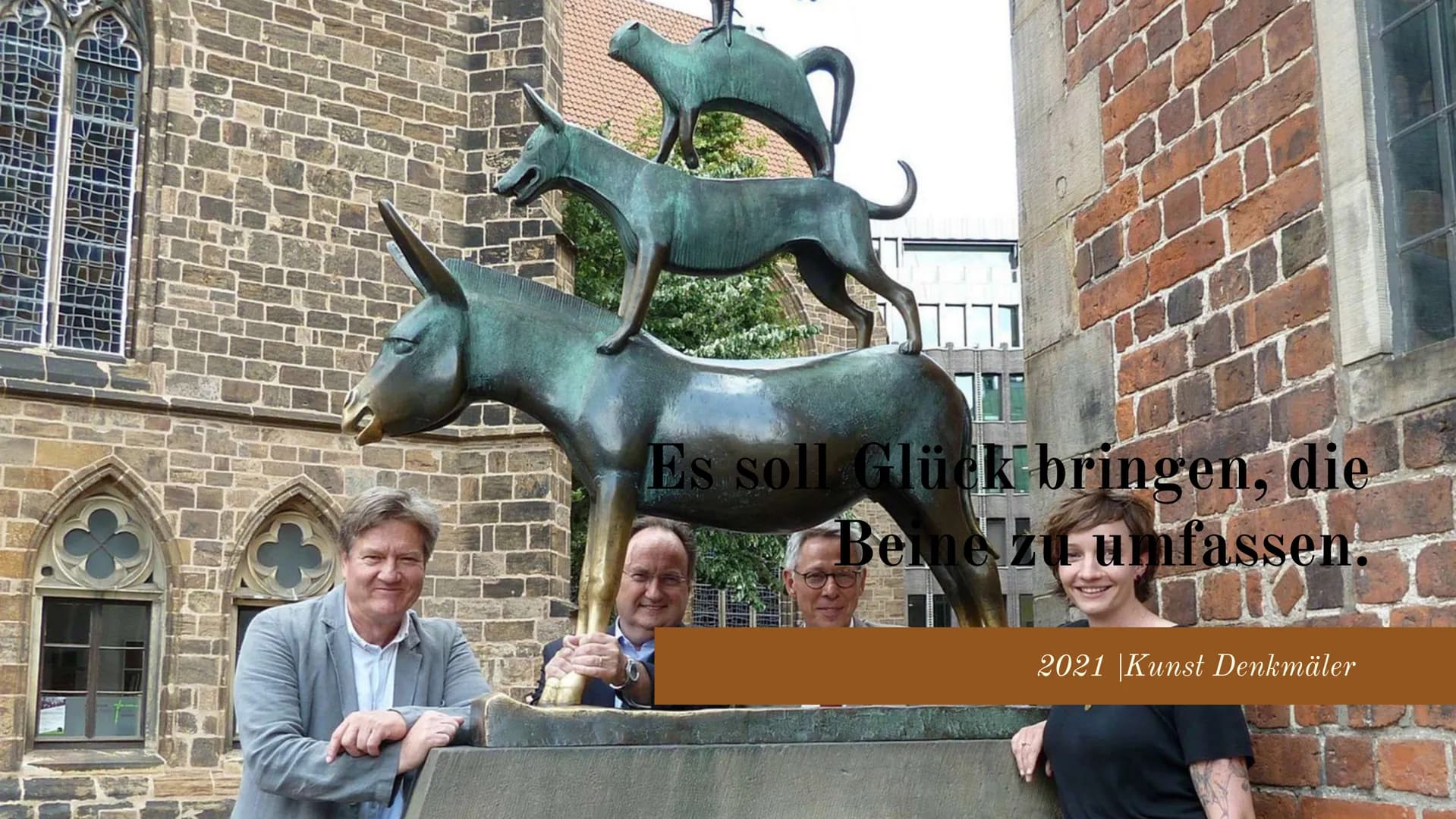 Denkmal
Die Bremer
Stadtmusikanten
PRÄSENTIERT VON ALICA & LEA 00000
DODOOOOLLEE
Diskussionspunkte
Inhaltsverzeichnis
of
• Das Märchen
Allge