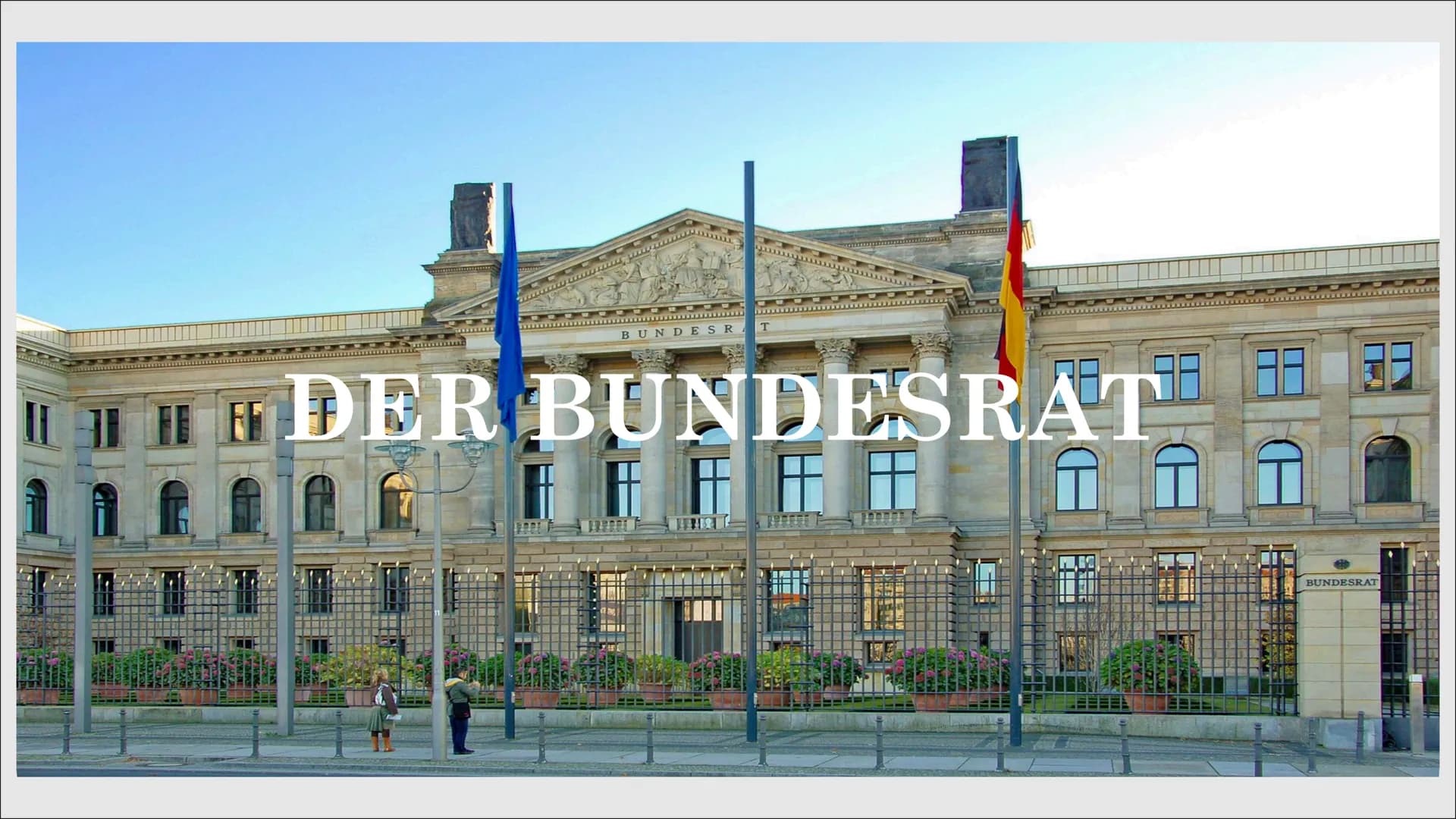 wwww.
BUNDESR
DER BUNDESRAT
BUNDESRAT ●
●
●
Zusammensetzung des Bundesrates
Aufgaben vom Bundesrat
Arbeitsweise vom Bundesrat
• Kritik an de