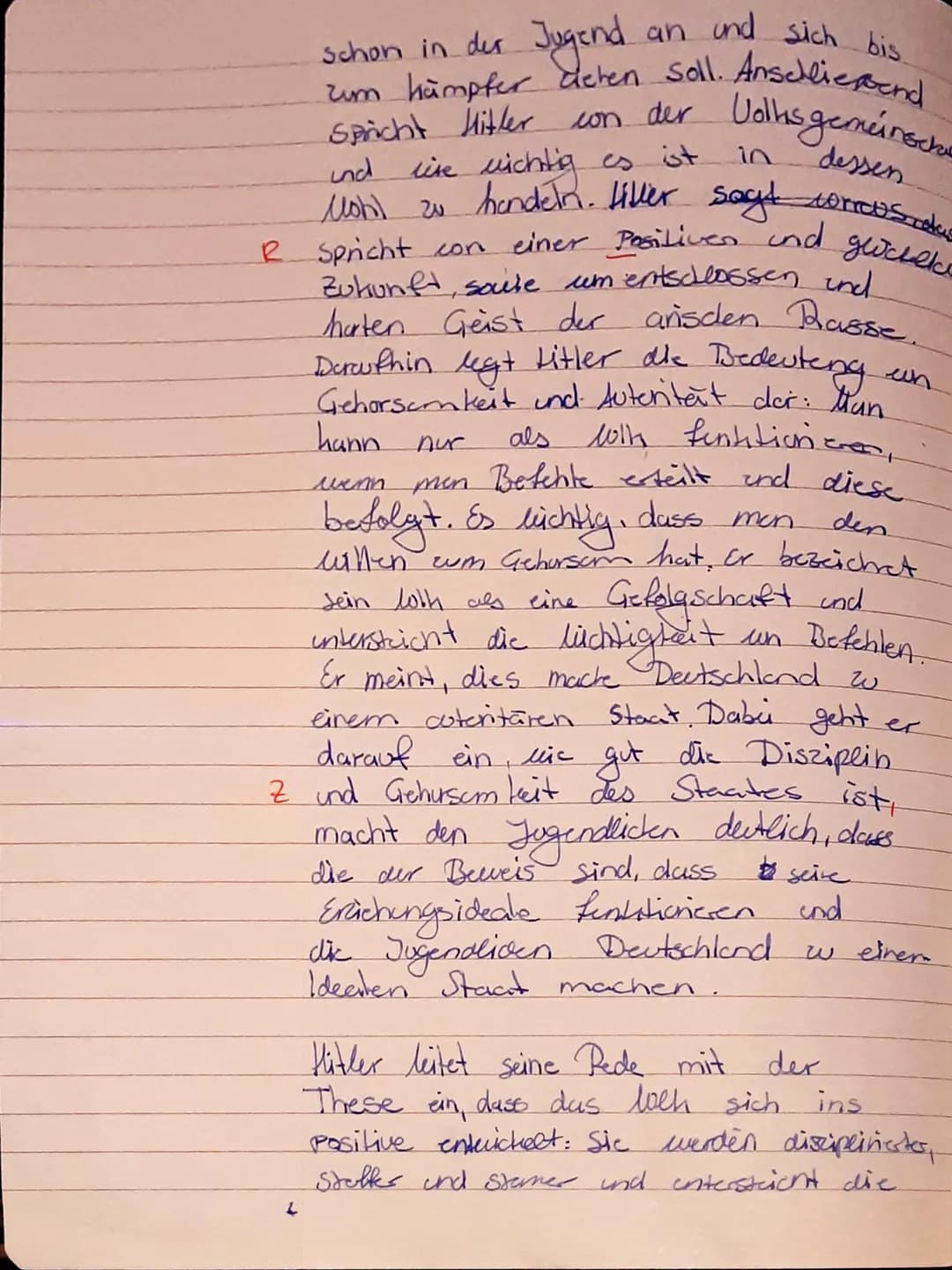 Pädagogibblausur ir. 1
1.1 Bei dem worliegenden Text handelt
es sich um eine
Rede Adolf Hitlers,
welde er in
Nürnberg 1935 am Reichspartei-
