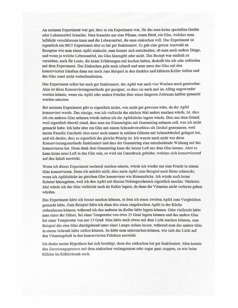 Meine Apfelkonservierung
Hypothese
Als wir die Aufgabe bekamen den Apfel über einen längeren Zeitraum zu konservieren, war mein
erster Gedan