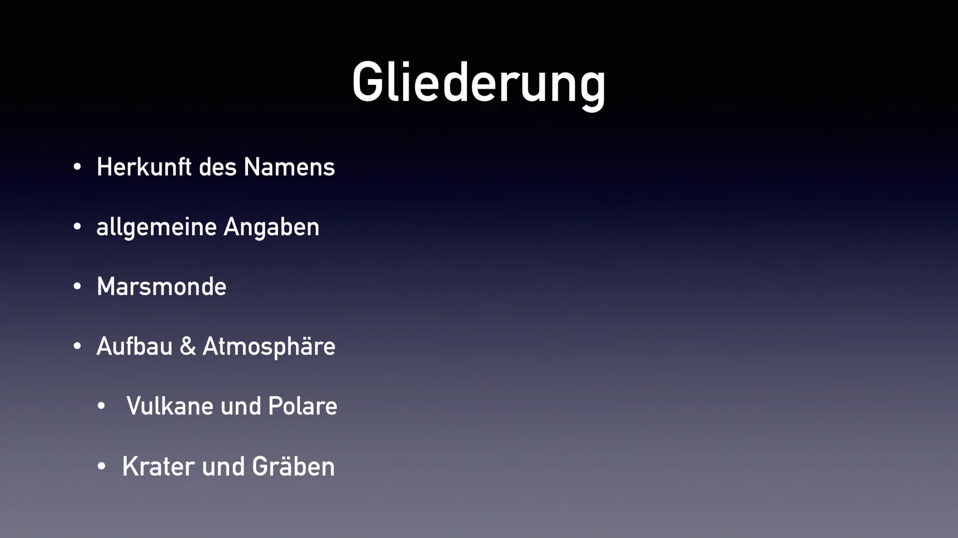 Der Mars
Präsentation von Emily Stoppel ●
●
Herkunft des Namens
allgemeine Angaben
• Marsmonde
• Aufbau & Atmosphäre
●
Vulkane und Polare
Kr