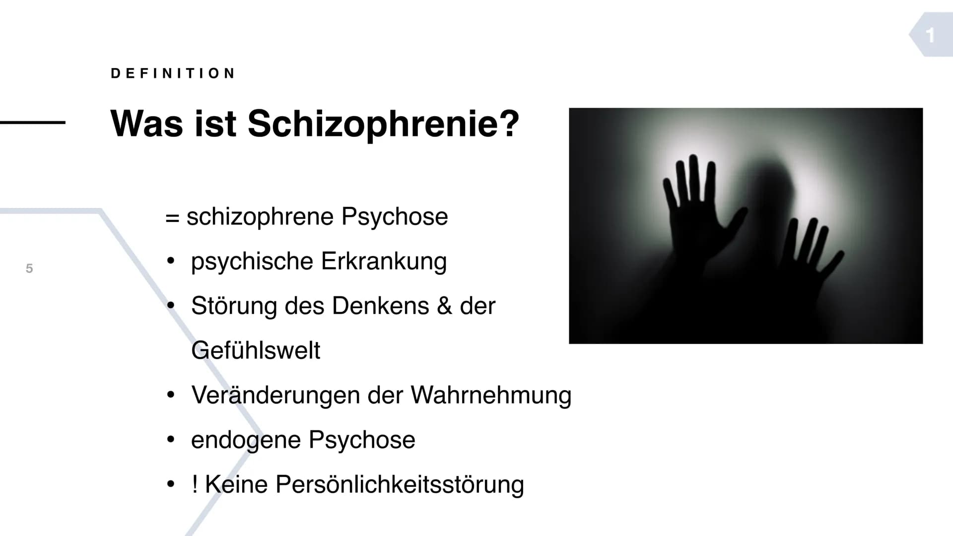66 Ich hatte den
Bezug zur
Realität
verloren. Alleine
hätte ich es
nicht geschafft. 99
SABINE SCHIZOPHRENIE
EINE HEILBARE ERKRANKUNG? 3
EINS