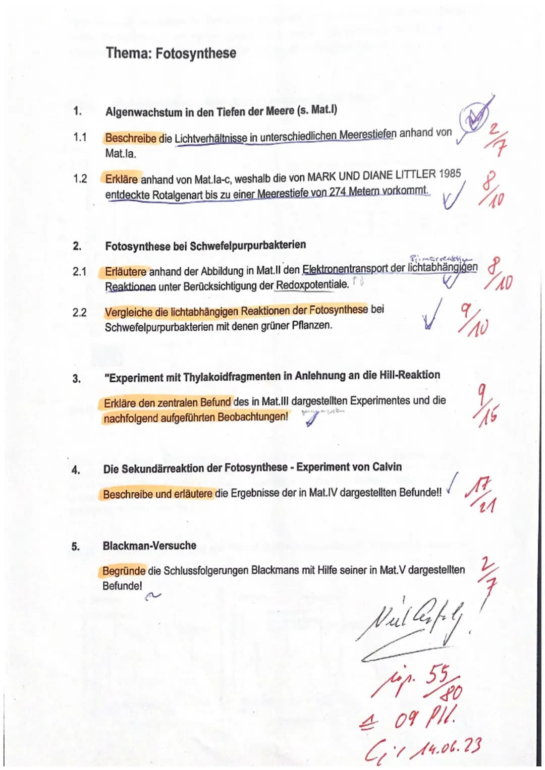 Thema: Fotosynthese
1. Algenwachstum in den Tiefen der Meere (s. Mat.I)
1.1
1.2
Beschreibe die Lichtverhältnisse in unterschiedlichen Meeres