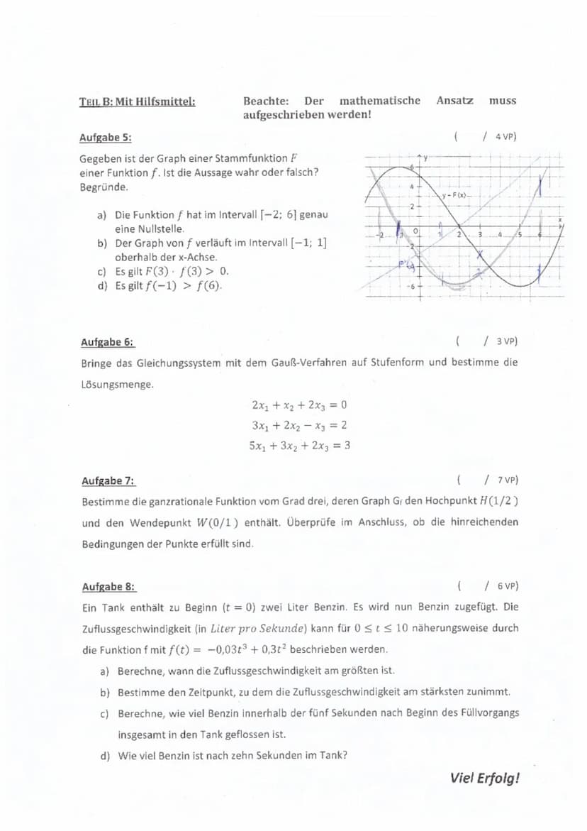 TEIL A: Ohne Hilfsmittel
Aufgabe 1:
Bilde die erste Ableitung der Funktion f.
a) f(x) = (6x + 7)³
b) f(x) = (3x + 2). √5x
Aufgabe 2:
Berechn