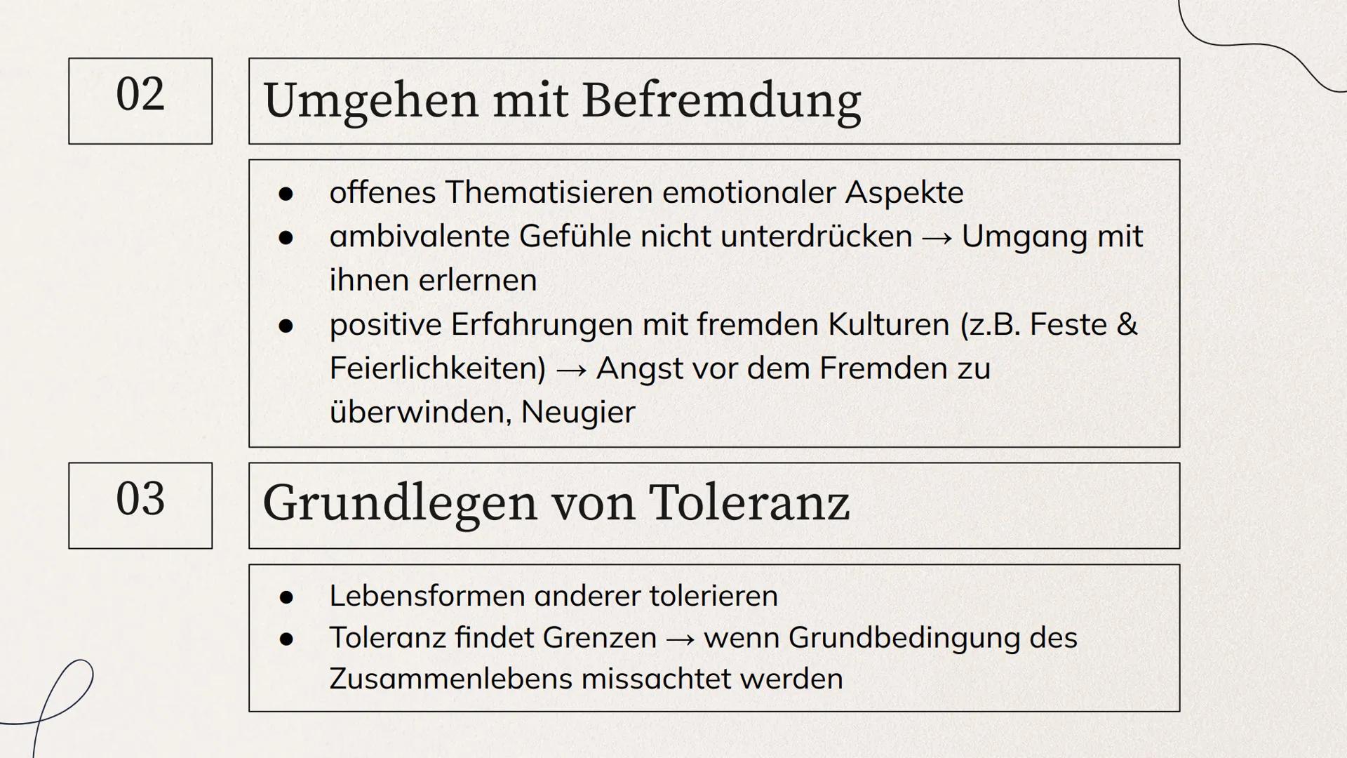 INTERKULTURELLE
PÄDAGOGIK
Allgemeines zum Thema & die Theorie nach
W. Nieke 1. Definition
2. Entstehung der interkulturellen Pädagogik
3. En