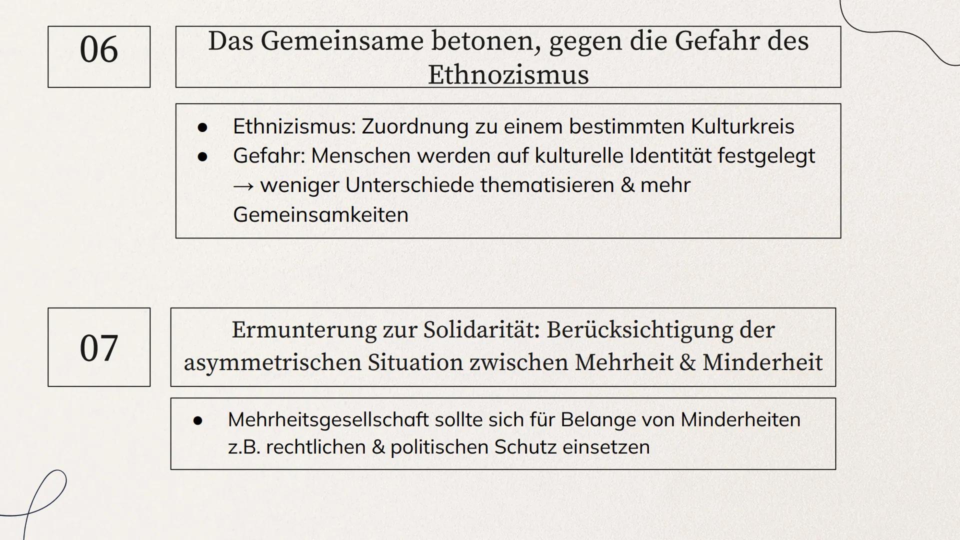 INTERKULTURELLE
PÄDAGOGIK
Allgemeines zum Thema & die Theorie nach
W. Nieke 1. Definition
2. Entstehung der interkulturellen Pädagogik
3. En