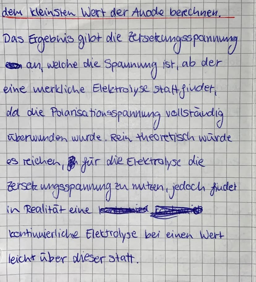 &
als Differenz E
der Überpotentiale
spotet entsteht die
überspannung
Bei einer Elektrolyse reagieren.
Stoffe
nur, da sie durch elektrischen
