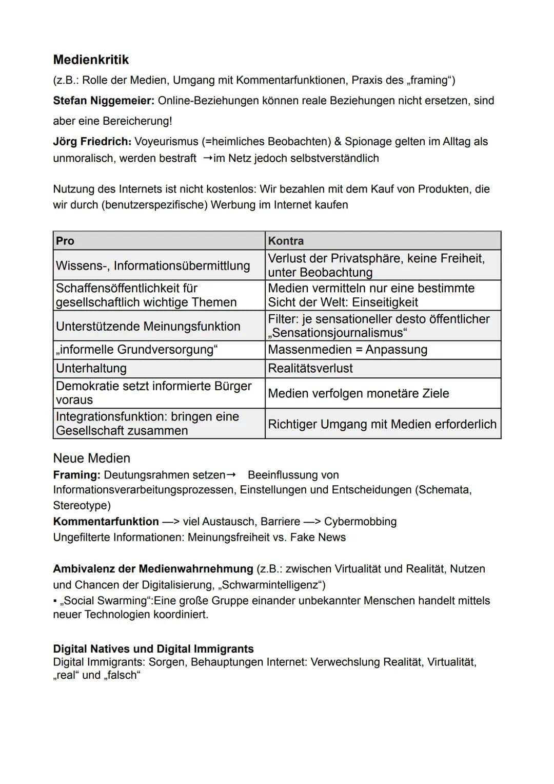 Medien
Definition: Mittel, die Botschaften, wie Informationen, Meinungen und Kulturgüter
zwischen Sender und Empfänger transportieren
Gesamt