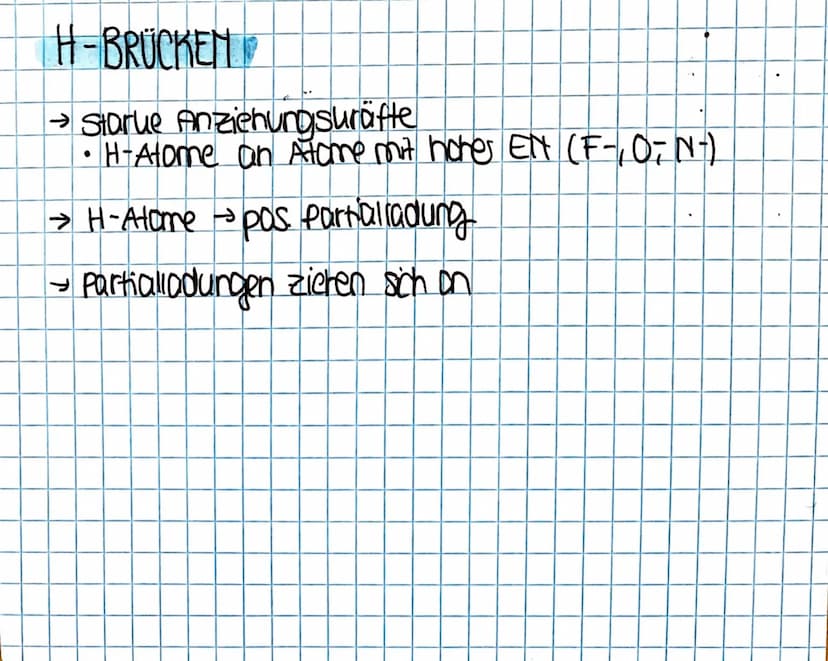 Thunststoffe
THERMOPLASTE > PET-Flaschen
→ linear, wenig verzweigt
→ Mauromolewale untereinander nicht vernetzt
→van-der-Waals-uroffe
→ beim