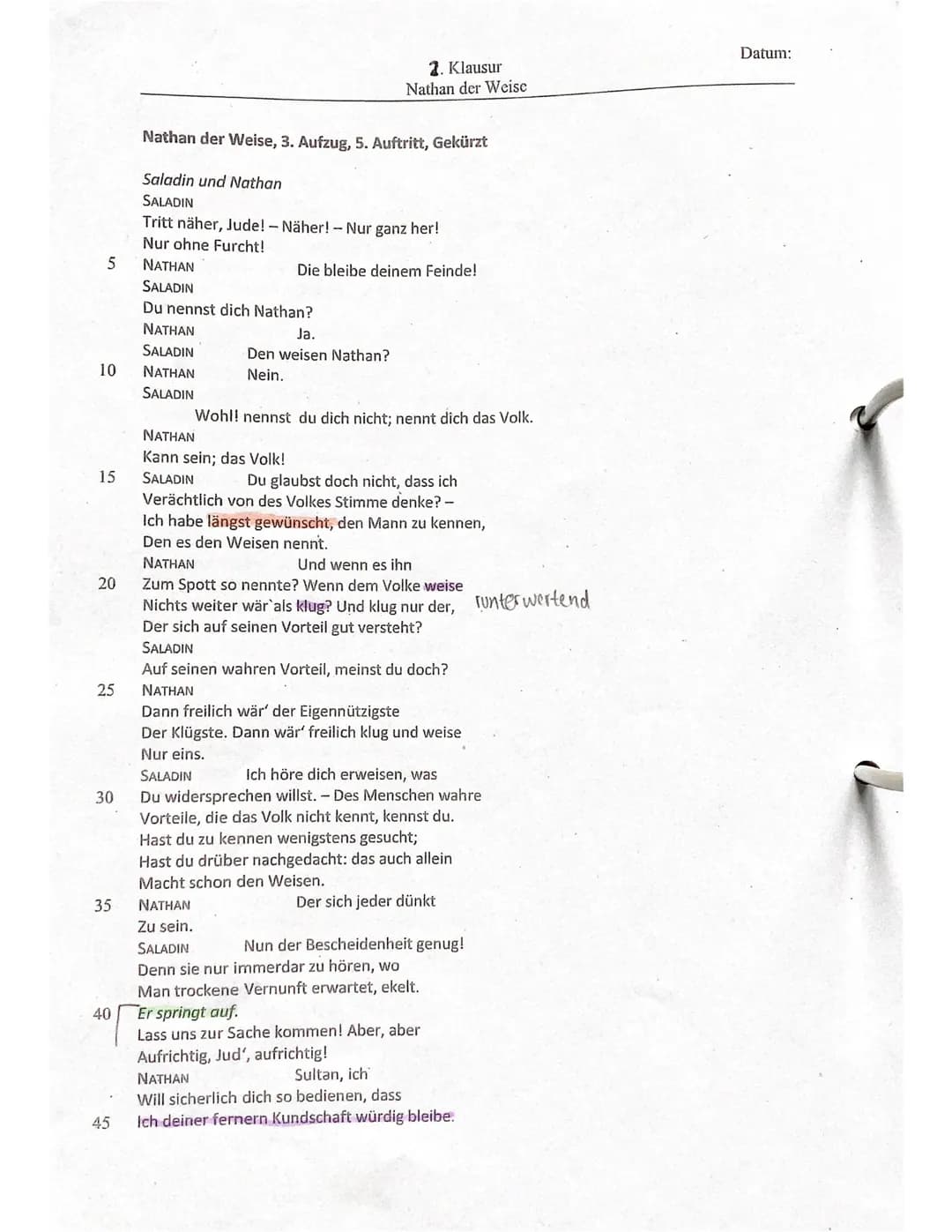 D Q1
1.
Aufgabenstellung
1. Analysieren Sie die vorliegende Szene aus „Nathan der Weise" unter besonderer
Berücksichtigung der Figurendarste