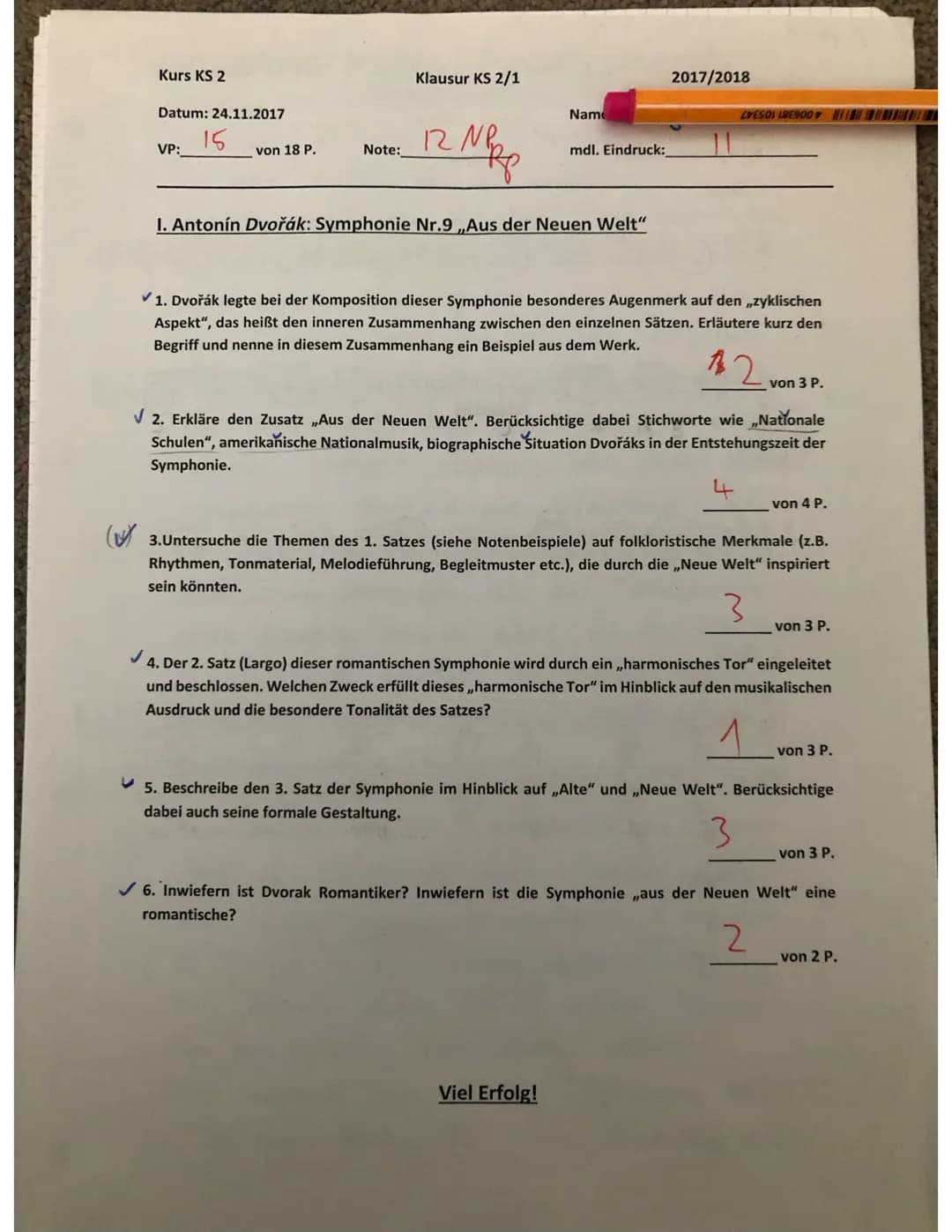 wurde
nr2) Aufgrund Dvořáks Erfolge als komponist,
ihm ein Job als Direktor der National
Conservatory of Music in New York angeboten. Die
Id